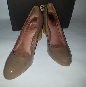 Round toe heel